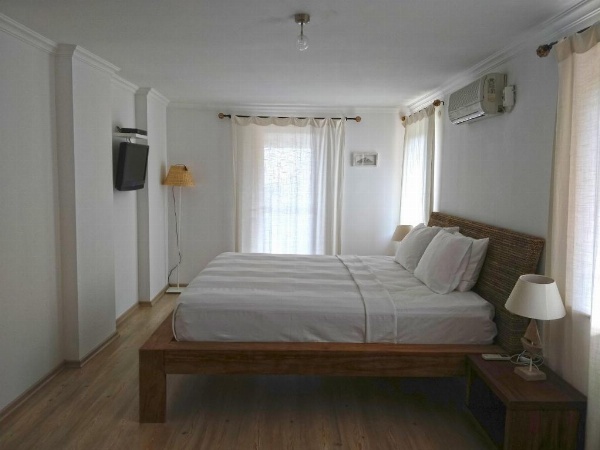 Zephyros Hotel image 10